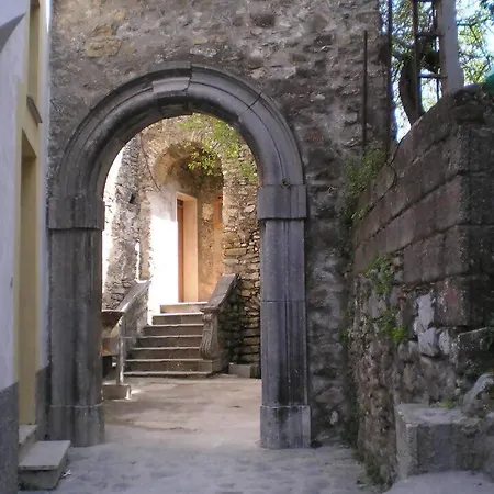 Alzeco Bed-and-breakfast * Celle di Bulgheria